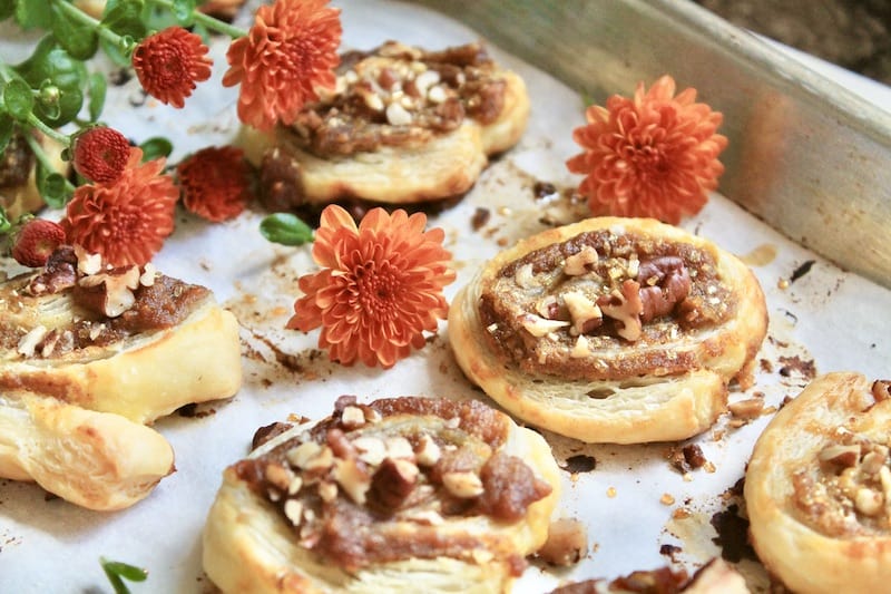 easy flaky pumpkin puff pastry pinwheels