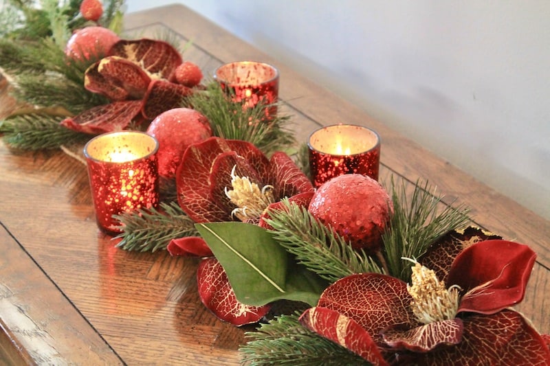 7 easy diy christmas centerpieces