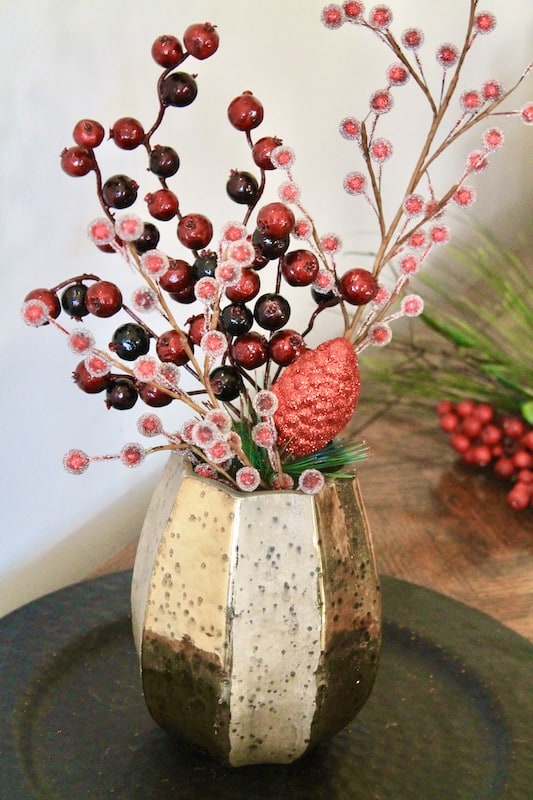 7 easy diy christmas centerpieces