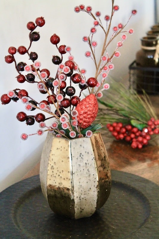7 easy diy christmas centerpieces