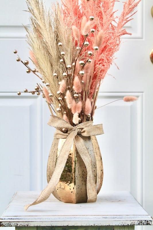 easy diy new years centerpiece idea in rose gold and gold
