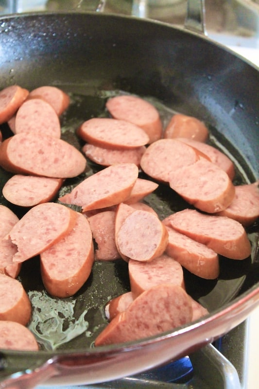 brown sausage slices for easy jambalaya rice recipe