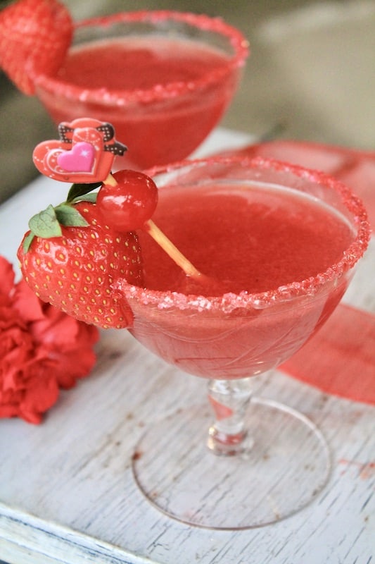 valentine's day strawberry rum cocktail with cocktail rim