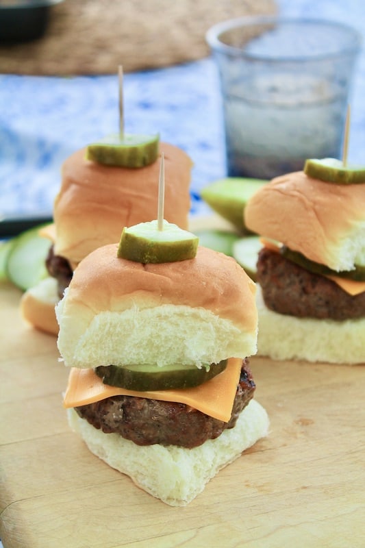 ground beef sliders recipe