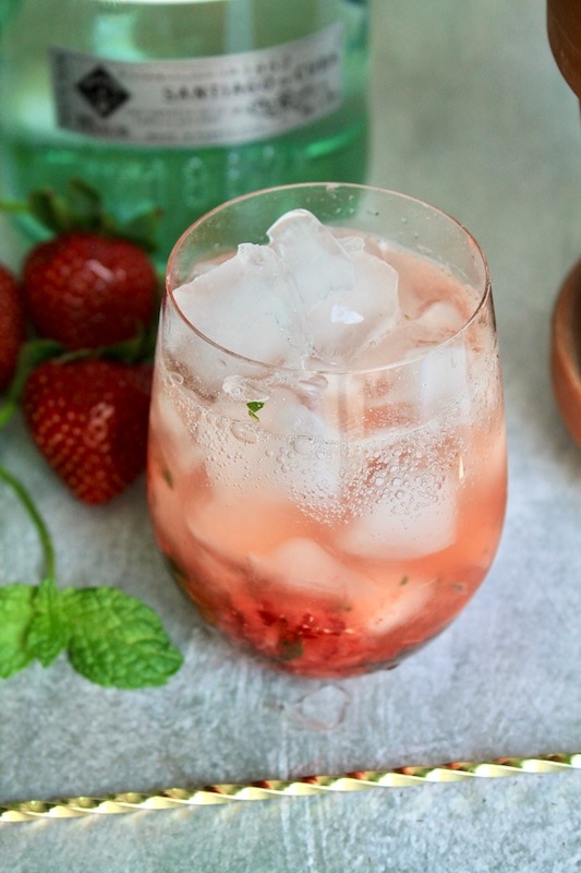 now splash in sparkling water and stir