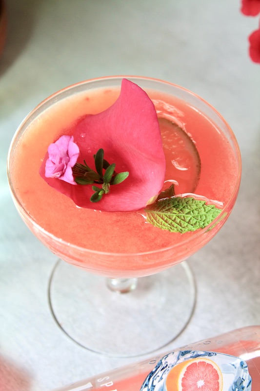 easy summer rum cocktail 