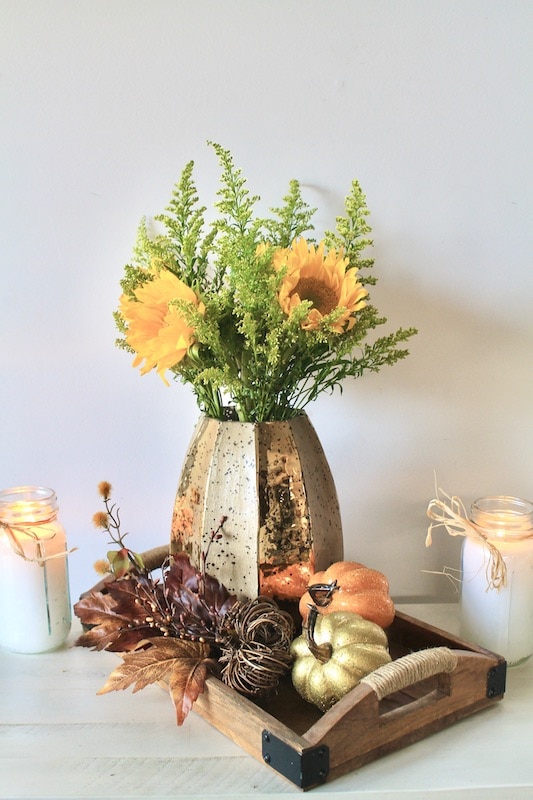 easy fall table centerpiece with fresh fall flowers and pumpkins