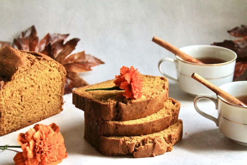 bake pumpkin bread at 350 degrees fahrenheit for 50 to 60 minutes