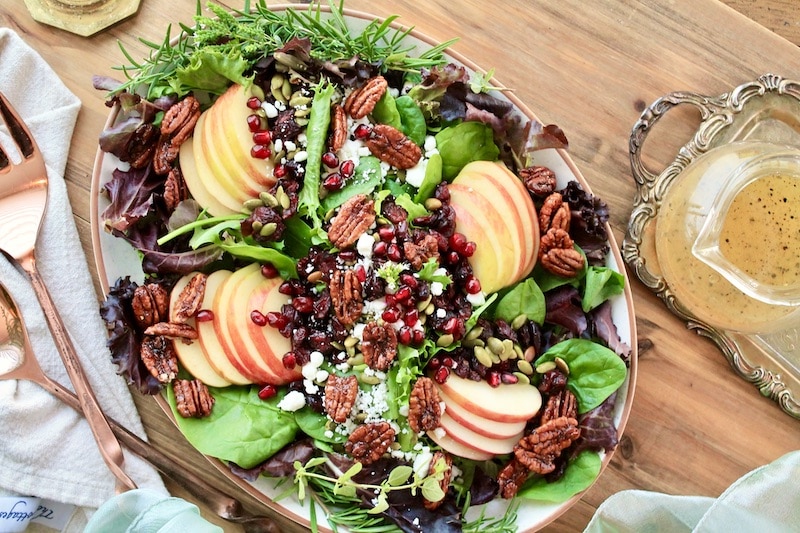 easy thanksgiving salad with cranberries and apples
