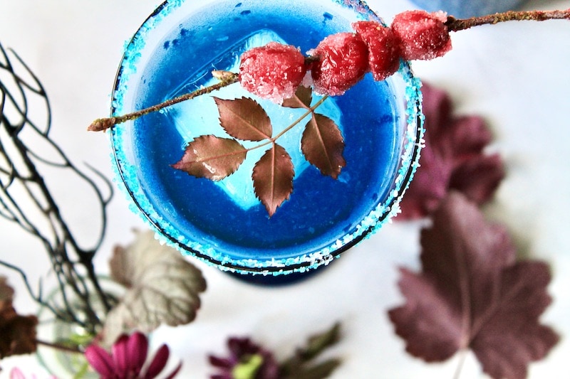 easy game of thrones night king halloween cocktail