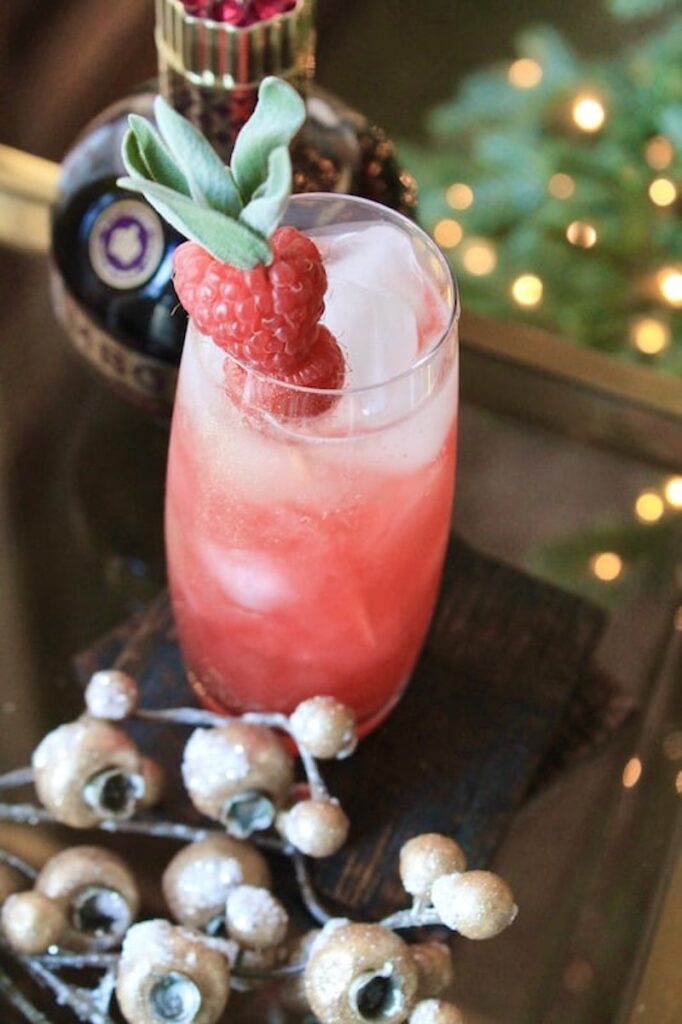 easy thanksgiving gin drink