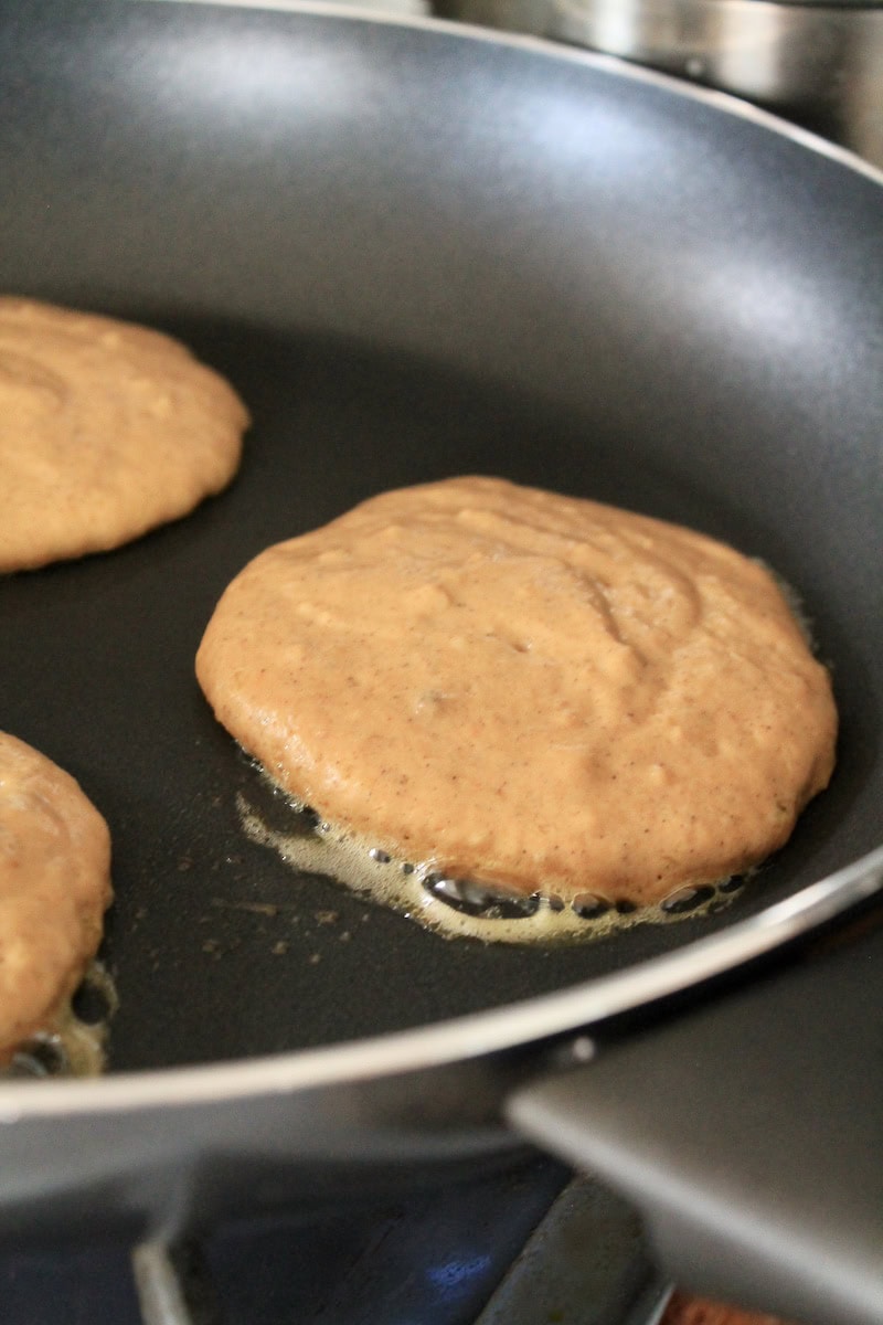 easy fall spice pancakes