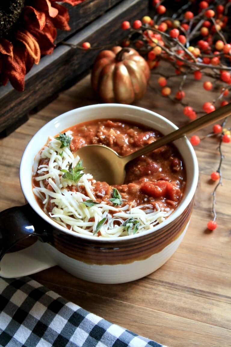 Easy Instant Pot Chili for Game Day!