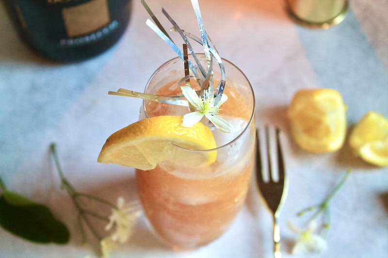 easy lemon champagne cocktail for New Year's eve