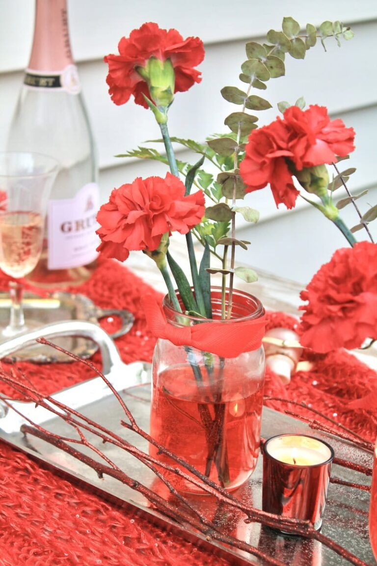 Budget-Friendly DIY Valentine's Day Table Ideas in Bold Red