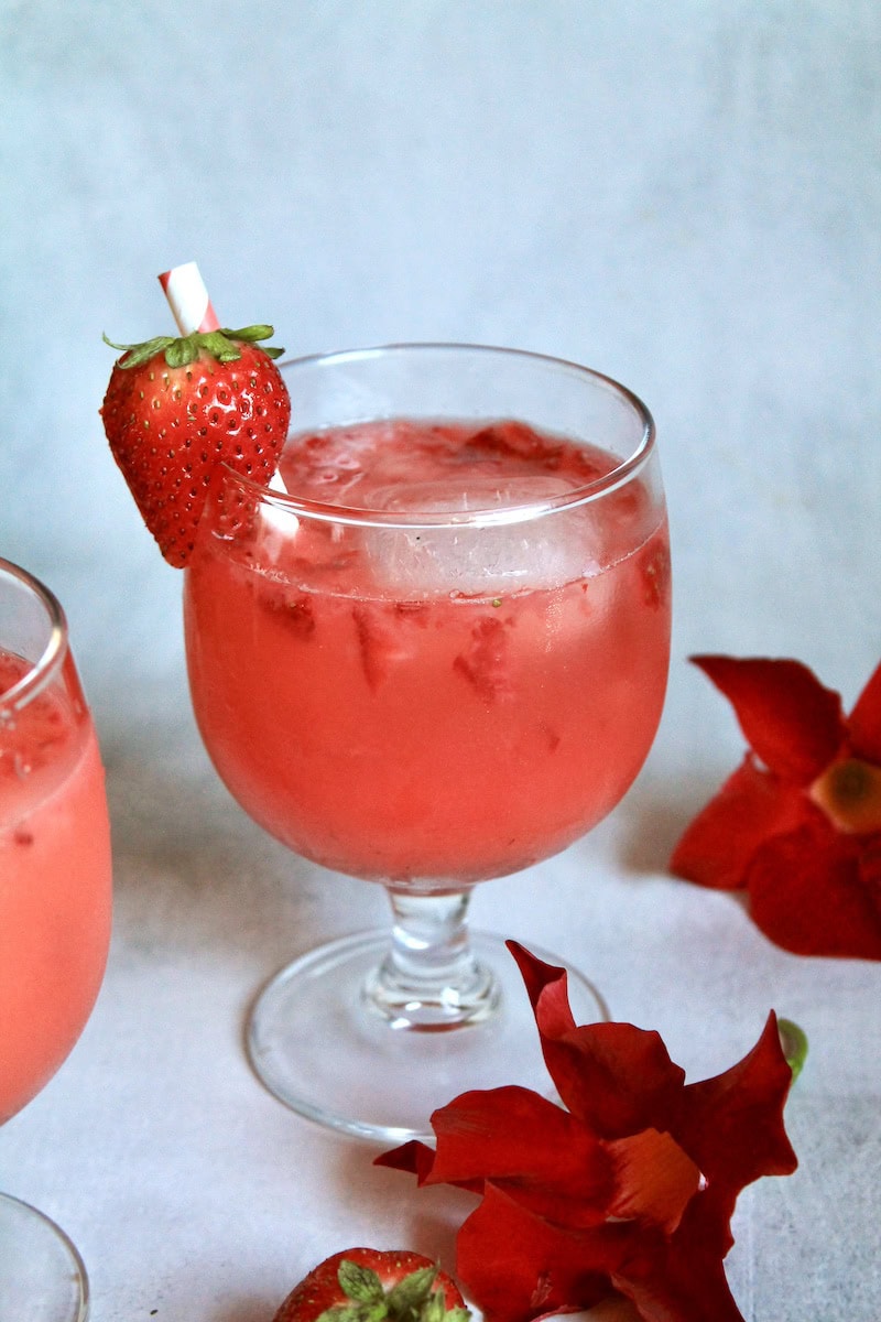 fresh berry valentines day non alcoholic drink