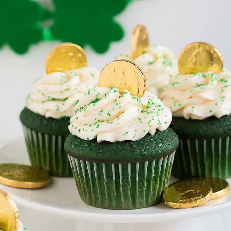 st. patrick's day cupcake ideas