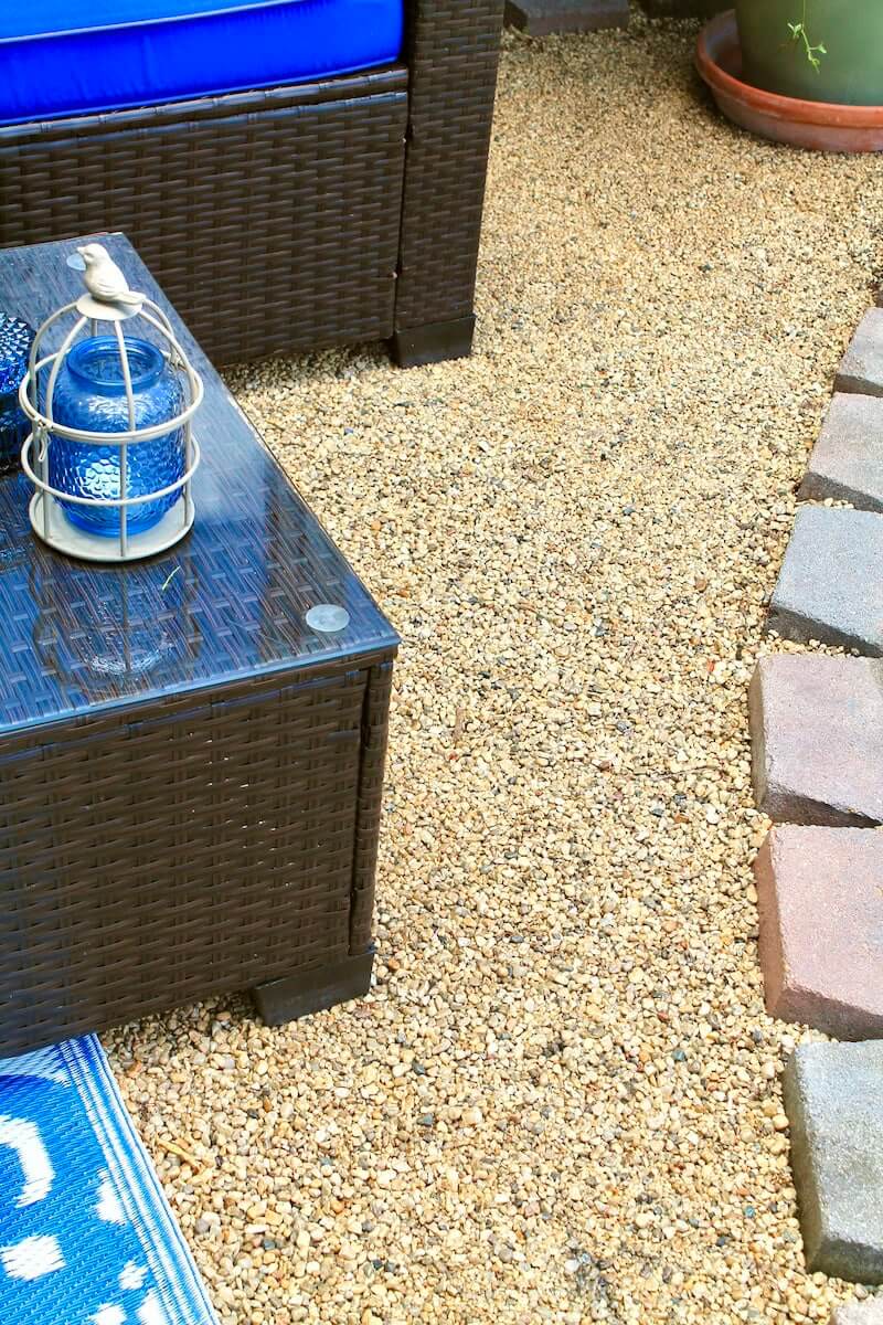 diy pea gravel patio with fire pit