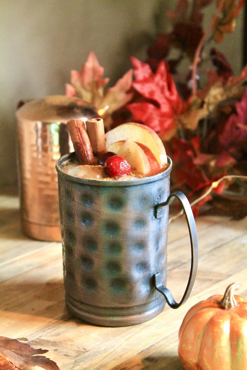 easy moscow mule cocktail with apple and ginger beer fall cocktail