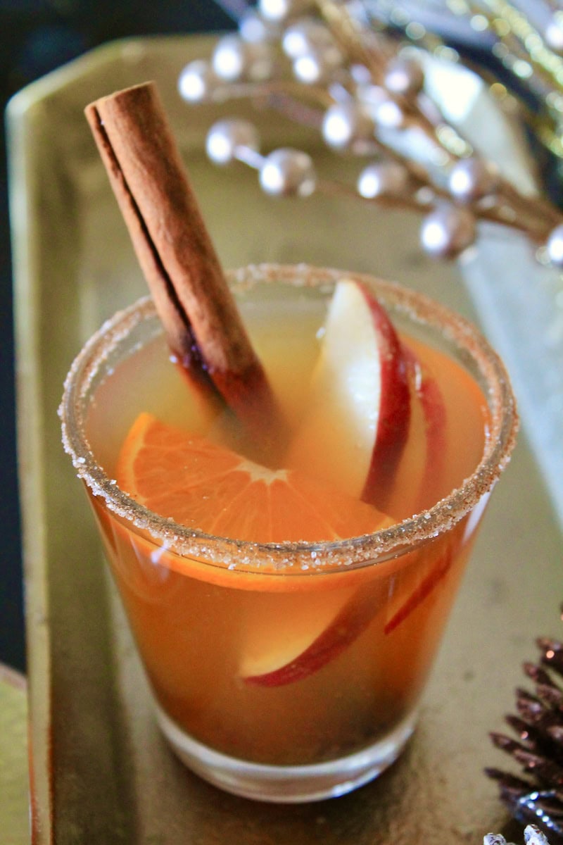 hot christmas drinks