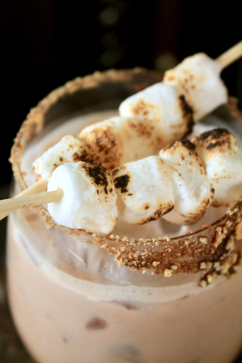 easy vodka smores creamy chocolate dessert drink