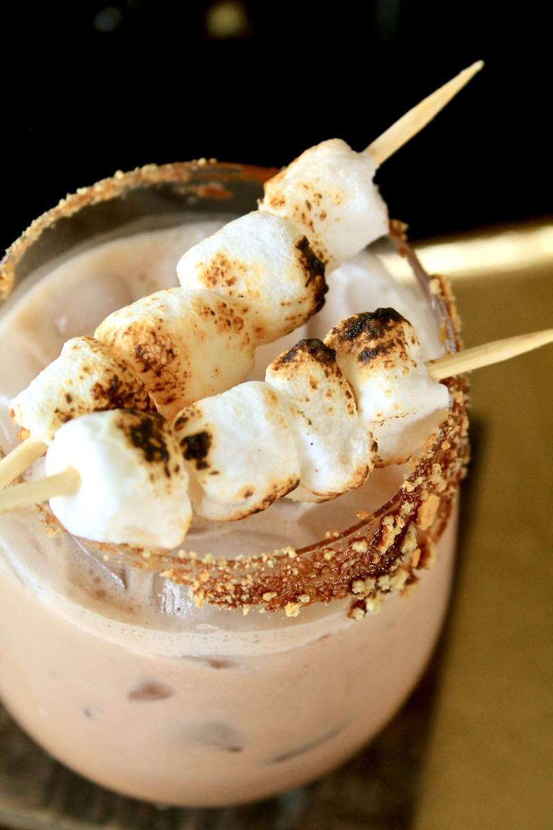 easy s'mores drink with vodka