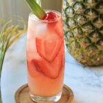 easy-summer-pineapple-vodka-drink-with-cranberry