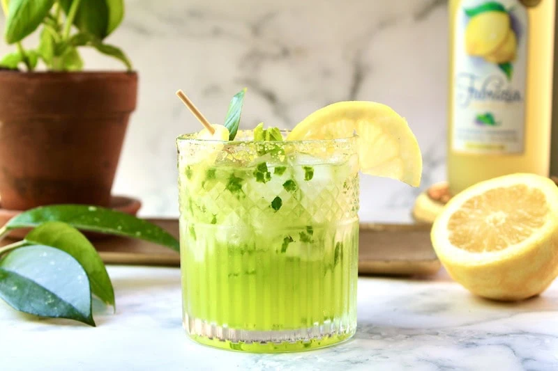 lemon basil drink
