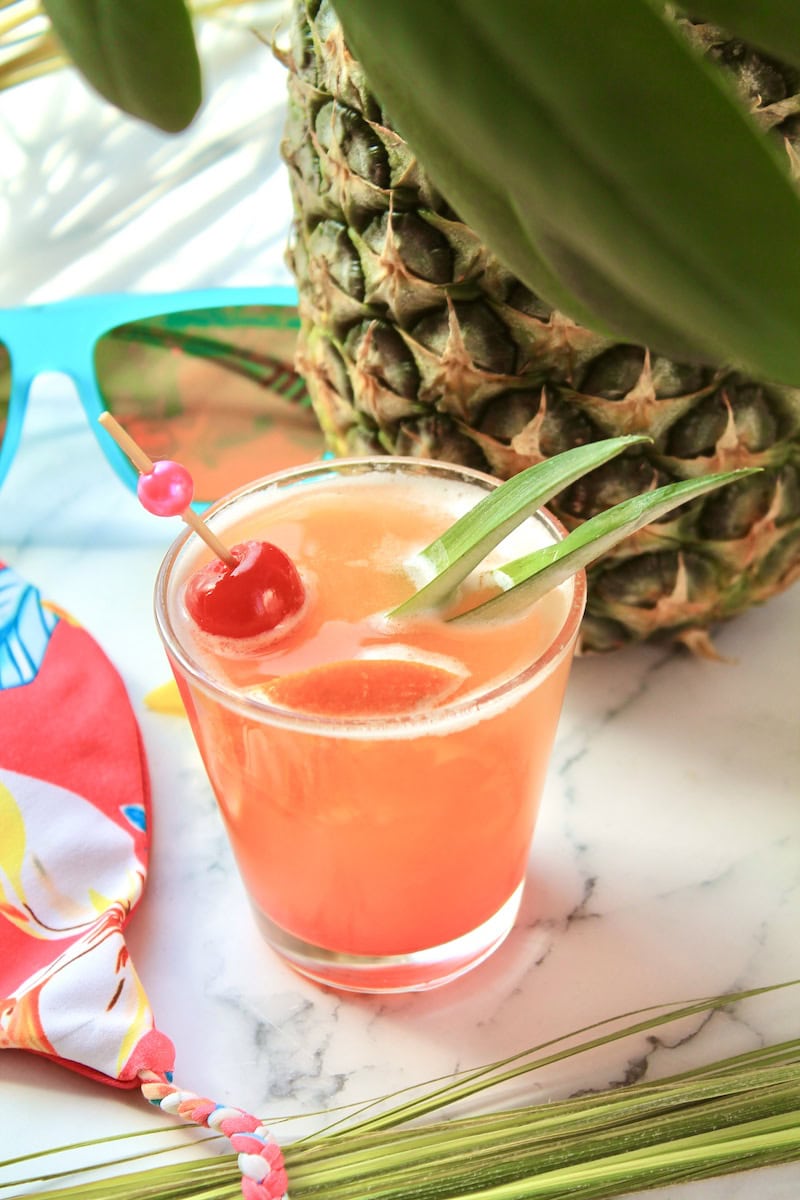 easy pink fruity martini