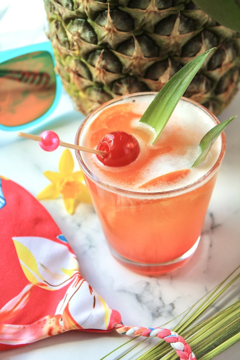 easy tropical summer martini