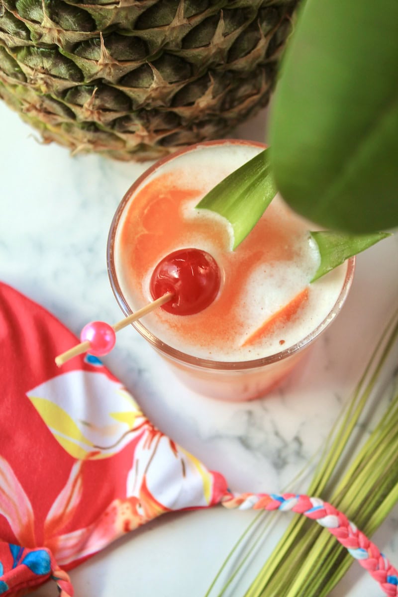 tropical-drinks-with-vodka-summer-martini