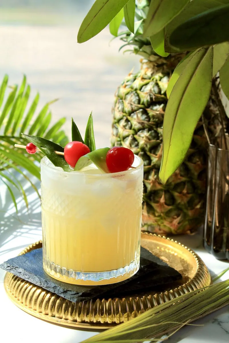 easy rum drinks with pineapple for summer
